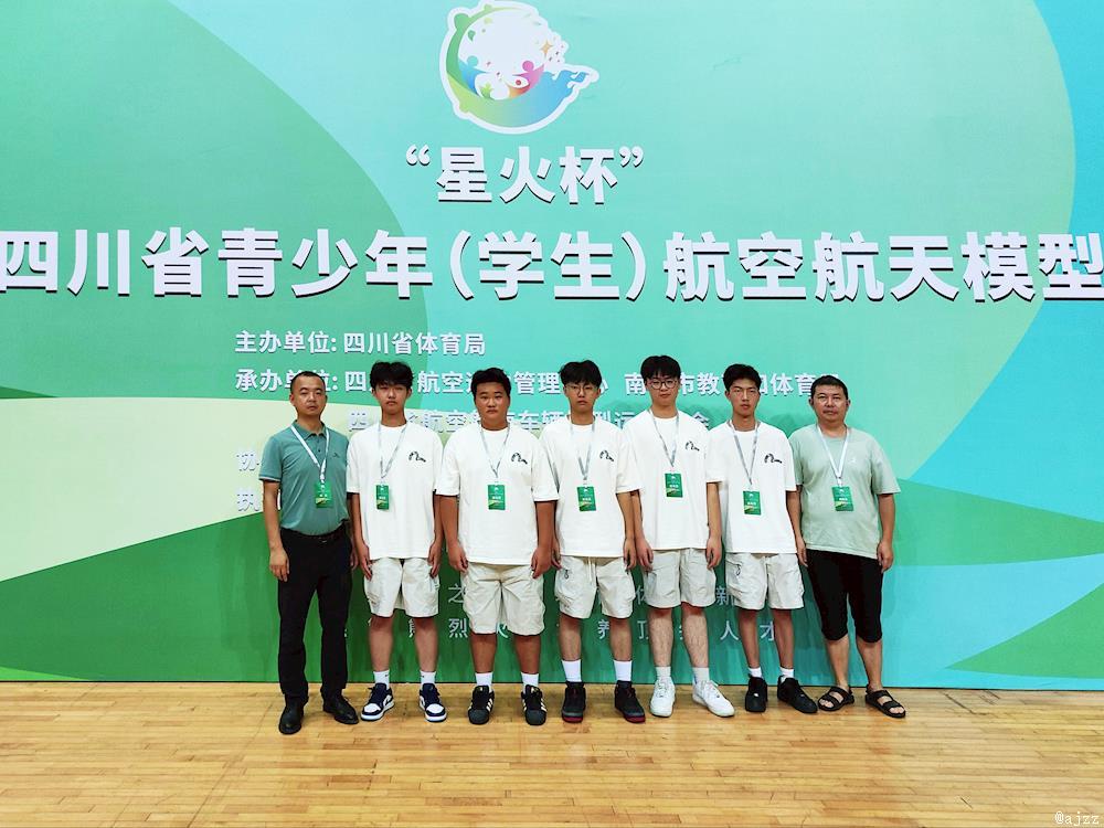 26b14415547e49bea1734fdc60fa7e21.jpg